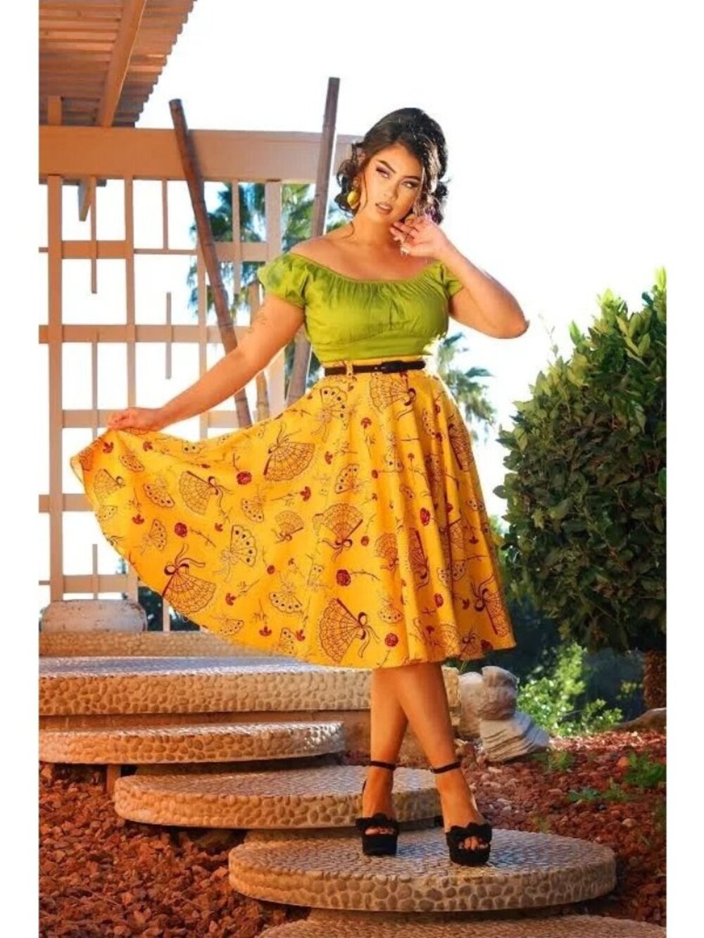 Laura Byrnes Doris Vintage Style Swing Skirt Fan Flower Print Mustard Yellow 3X